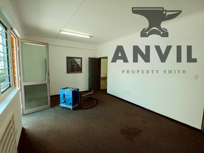 Graphite Park Industrial Park, Strijdom Park - Unit 44 property image 8