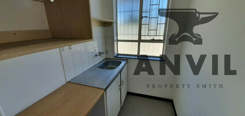 16-18 Losack Ave, Epping, Cape Town - Unit 4 property image 13