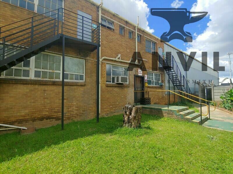 3 Fuchs Street, Alrode, Alberton - Ground Floor Unit 3 - Large industrial warehouse ideal for manufacturing to let in Alrode  property image 10