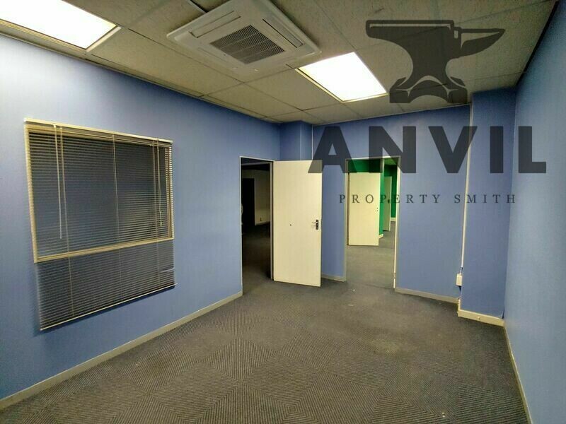 Zumaysha Building - Office 504  property image 9