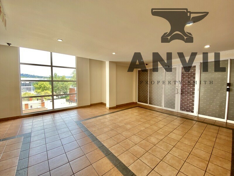Menlyn Piazza, Pretoria - 2nd Floor property image 3