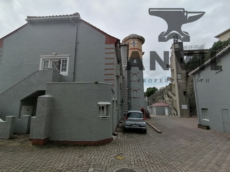 32 Albany Rd, Port Elizabeth Central - Old Fire Station, Albany Road property image 16