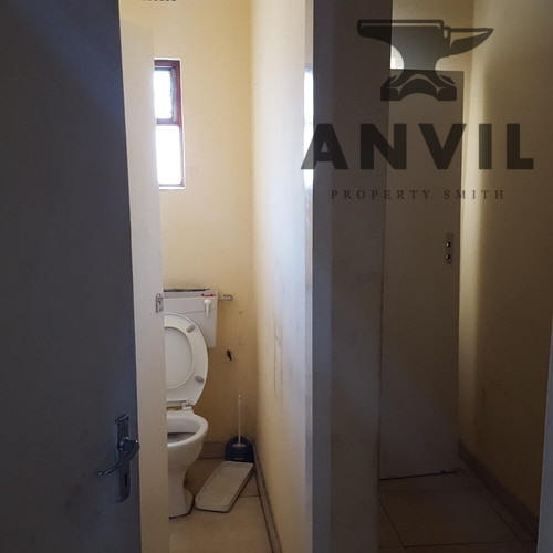 Retail space to let - 176 Durban Road, Bellville property image 12