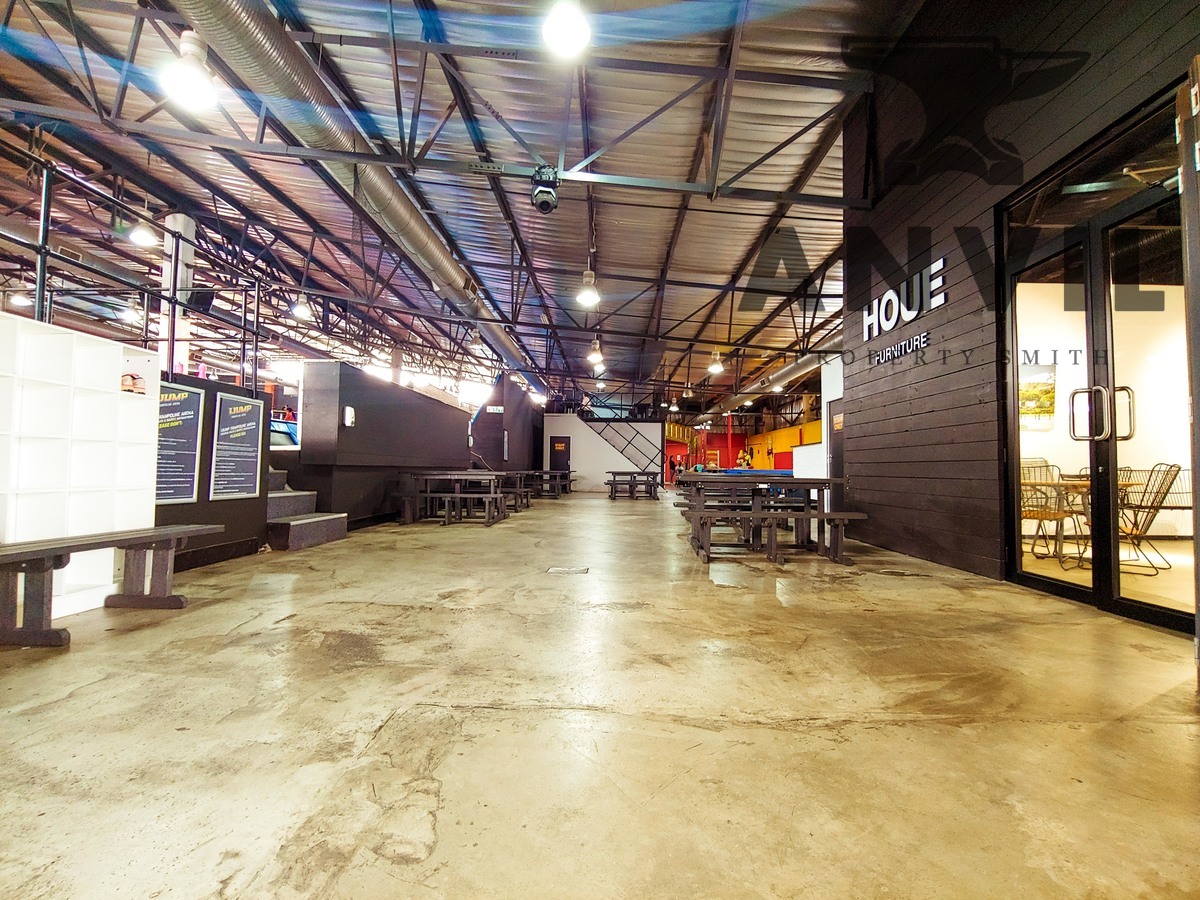 Immaculate Retail Shop To Rent in Strubensvalley with excellent exposure!