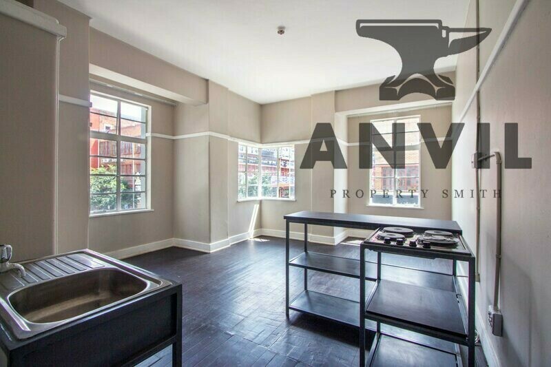 Delver Deep - Entire Building  property image 3