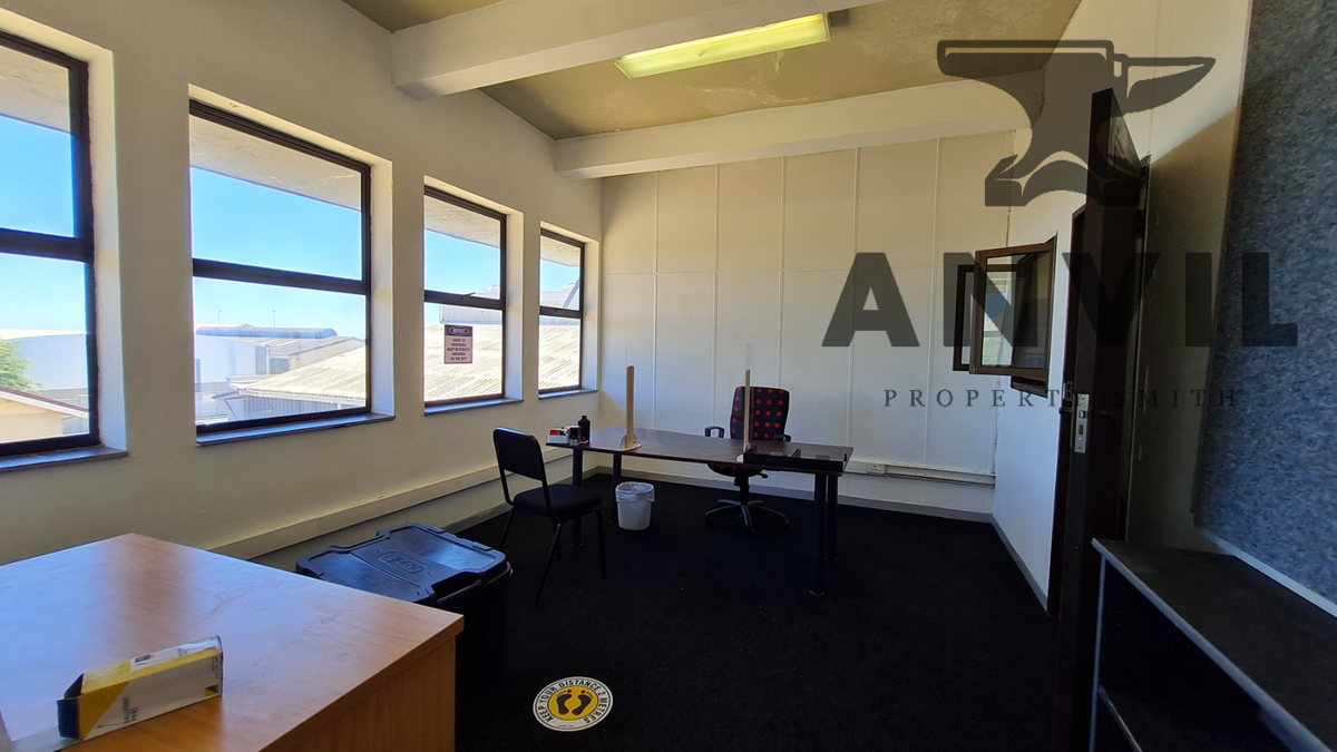 Warehouse To Let In Paarden Eiland, Featuring 20 x Parking Bays