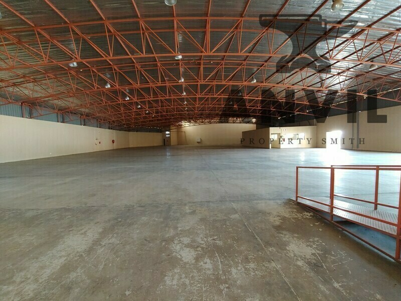 Corner R104 &, Dr Enos Mabuza Dr - Building 2 - Ground Unit 2 property image 2