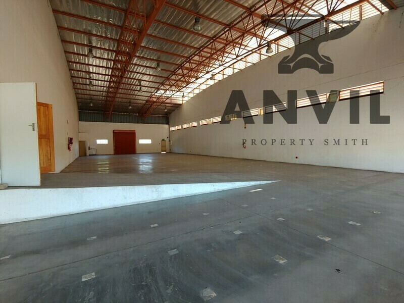 Corner R104 &, Dr Enos Mabuza Dr - Building 2 - Ground Unit 2 property image 6