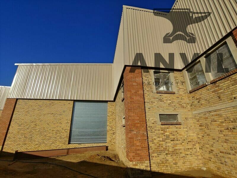 12 Langkloof Street - Ground Floor Mini Unit 1 - 233sqm - Mini warehouse unit with mezzanine area to rent in Alrode South property image 12