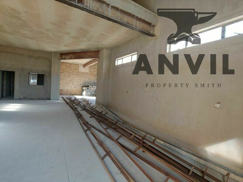 12 Langkloof Street - Ground Floor Mini Unit 1 - 233sqm - Mini warehouse unit with mezzanine area to rent in Alrode South property image 3