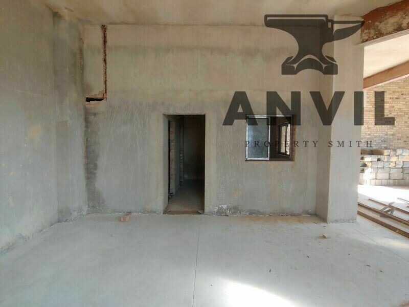 12 Langkloof Street - Ground Floor Mini Unit 1 - 233sqm - Mini warehouse unit with mezzanine area to rent in Alrode South property image 5