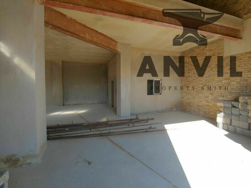 12 Langkloof Street - Ground Floor Mini Unit 1 - 233sqm - Mini warehouse unit with mezzanine area to rent in Alrode South property image 6