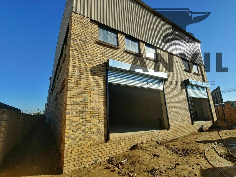 12 Langkloof Street - Ground Floor Mini Unit 4 - 268sqm Industrial mini warehouse to rent on Alrode South property image 6