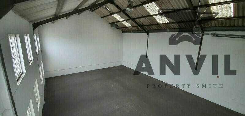 Ruco Business Park, Airport Industria 1 - Unit 11 property image 5