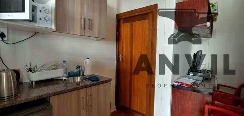 77 Cape Road - Unit A property image 9