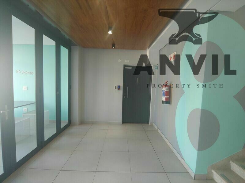 South Point Corner, 87 De Korte Street, Braamfontein, Johannesburg - 8th floor office space property image 2