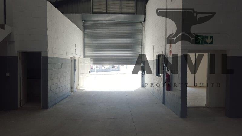 8 Port Street - Factory to let, Zinfandal Street, Saxenburg Park 2 property image 13