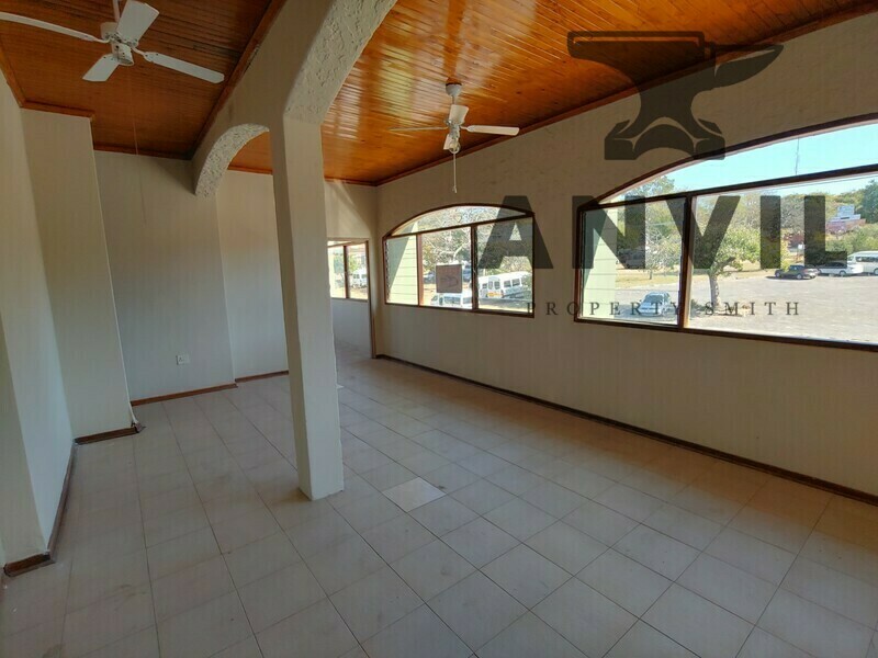 37 Figtree St - SHOP #11A property image 8