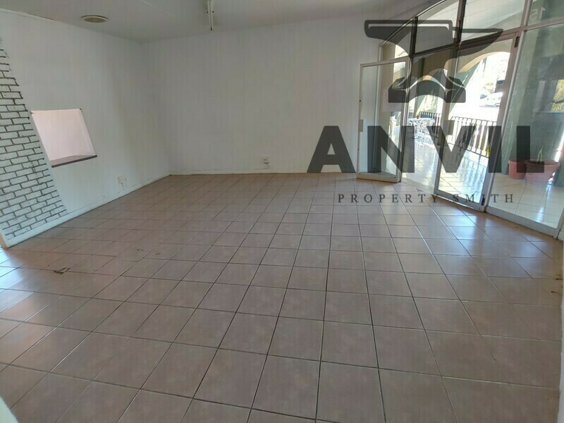 37 Figtree St - SHOP #15A property image 3