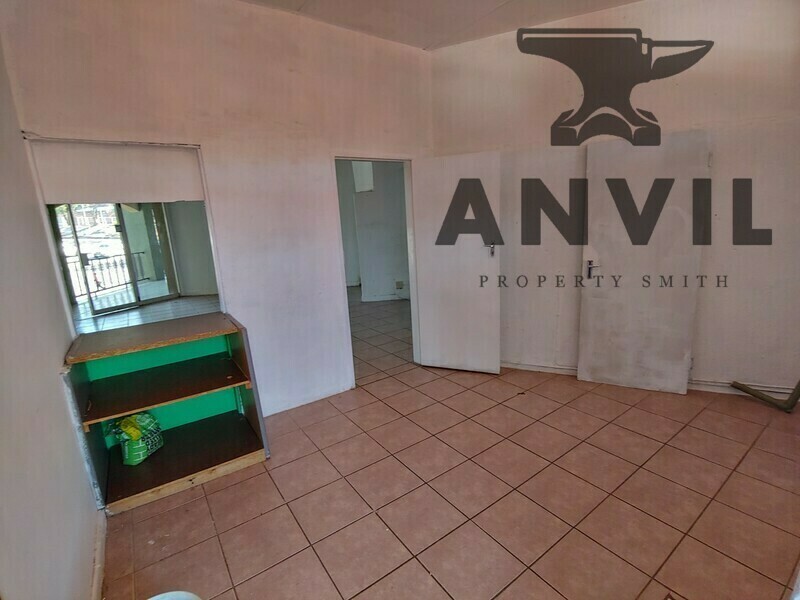 37 Figtree St - SHOP #15A property image 8