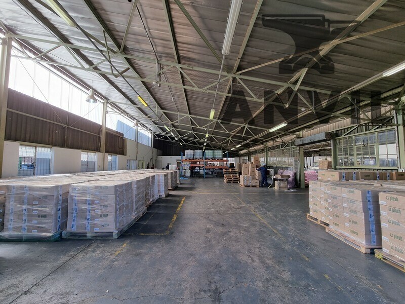 Freestanding Warehouse