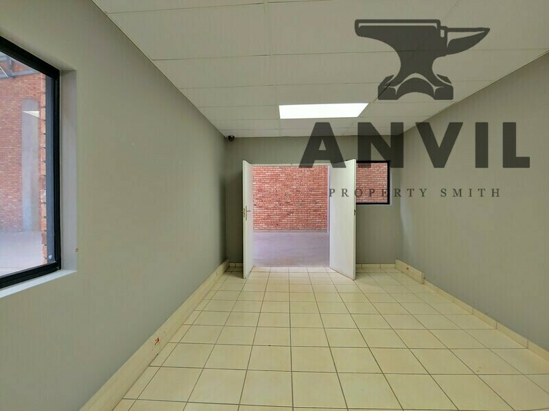 Honeydew Business Park, Roodepoort - Building D Unit 16,15,17  property image 10