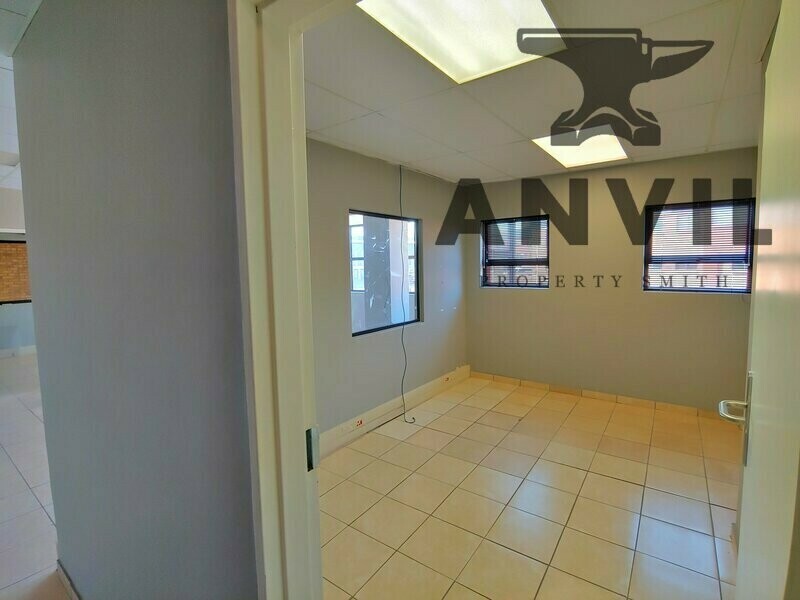 Honeydew Business Park, Roodepoort - Building D Unit 16,15,17  property image 11