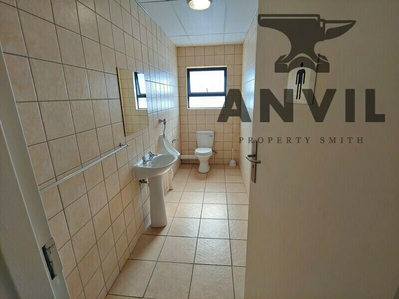 Honeydew Business Park, Roodepoort - Building D Unit 16,17  property image 6