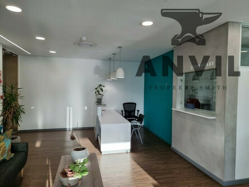 Convention Tower, Corner Heerengracht and Walter Sisulu Aveune - 8th Floor Unit property image 4