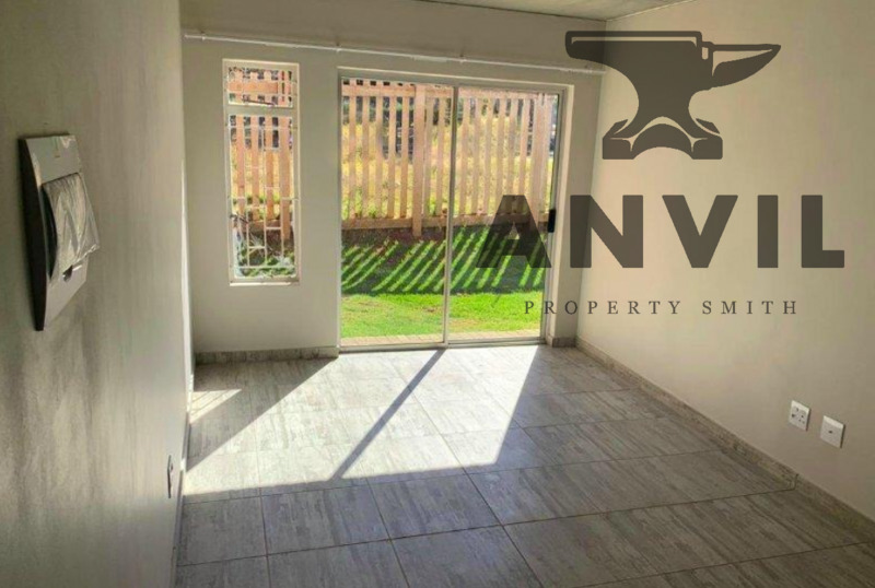 528 Sytze Wierda Avenue - Tenanted Investment Opportunity property image 3