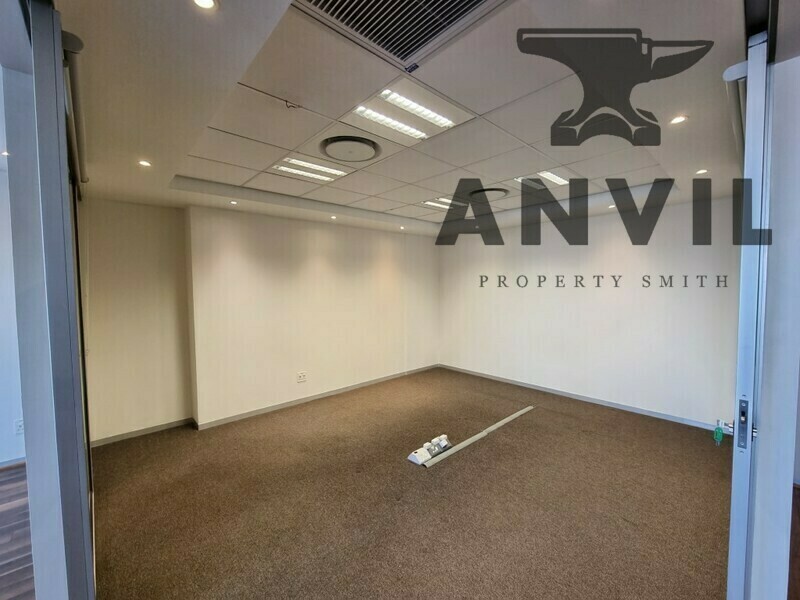 Sovereign Quays ,34 Somerset Road - 1st Floor Foyer B property image 10