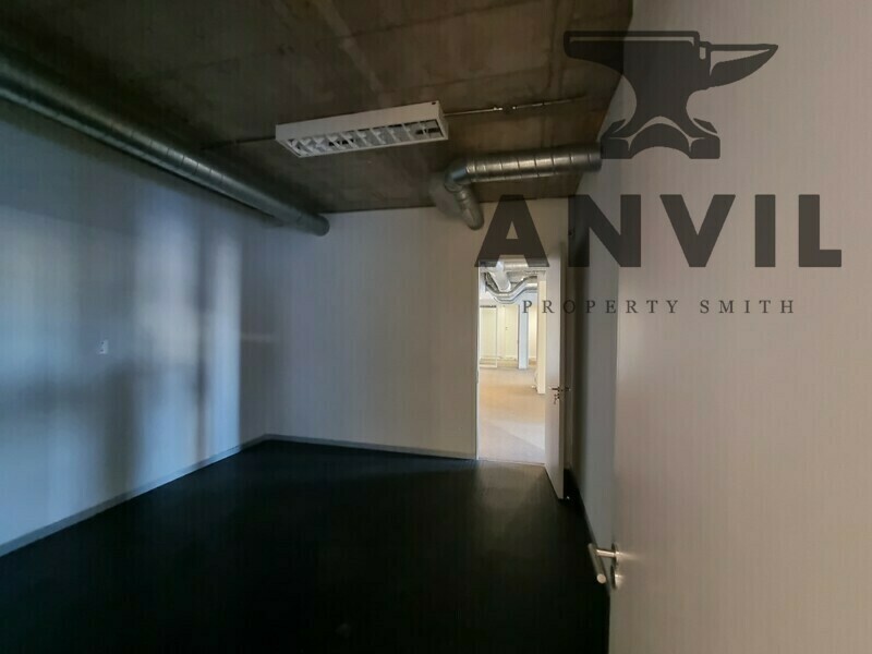 Sovereign Quays ,34 Somerset Road - 1st Floor Foyer B property image 17