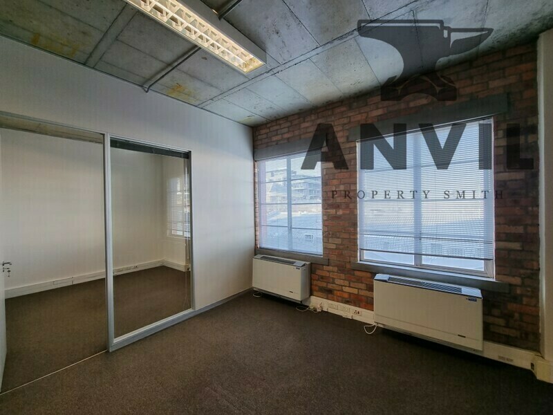 Sovereign Quays ,34 Somerset Road - 1st Floor Foyer B property image 22