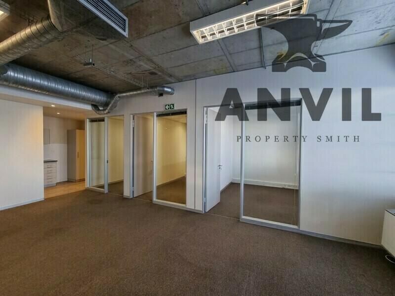 Sovereign Quays ,34 Somerset Road - 1st Floor Foyer B property image 23