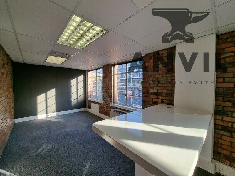 Sovereign Quays ,34 Somerset Road - 1st Floor Foyer B Ex Top Employers property image 7