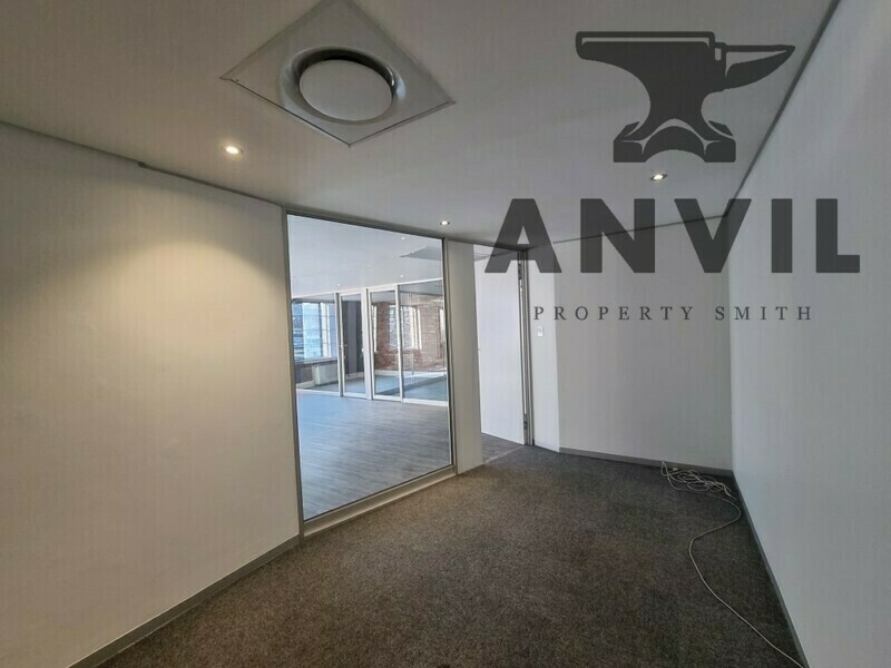 Sovereign Quays ,34 Somerset Road - 1st Floor Foyer B Ex Top Employers property image 12