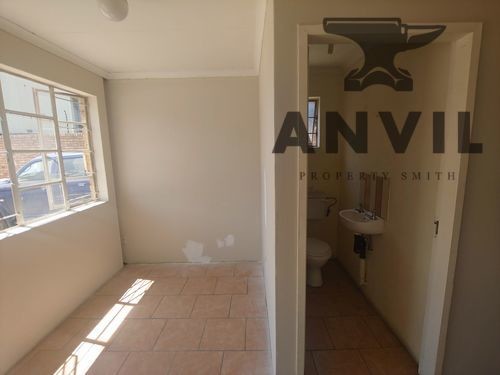 Turbo Park - Unit 12 property image 2