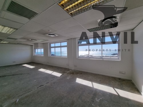 Granger Bay Court, 49 Beach Road, Mouille Point - 5th Floor Unit property image 7