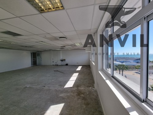 Granger Bay Court, 49 Beach Road, Mouille Point - 5th Floor Unit property image 12