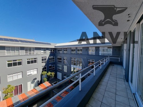Granger Bay Court, 49 Beach Road, Mouille Point - 5th Floor Unit property image 15