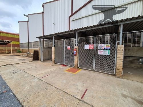 10 Molekule Road, Chloorkop - 600m2 Unit property image 15
