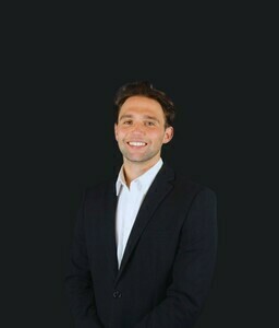 Trent Braga, Commercial Property Broker